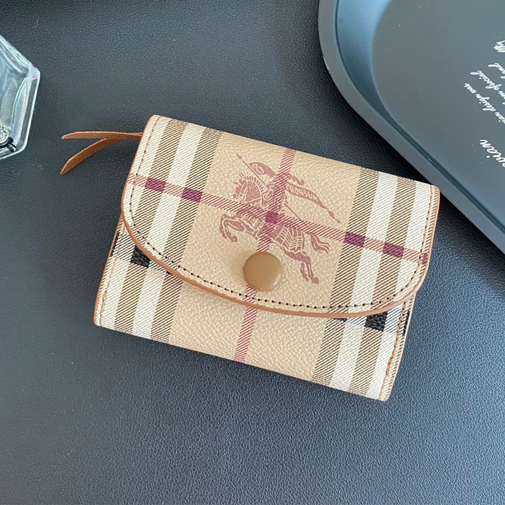 Burberry Luxury Card Holder - Vintage Check with Equestrian Knight Logo