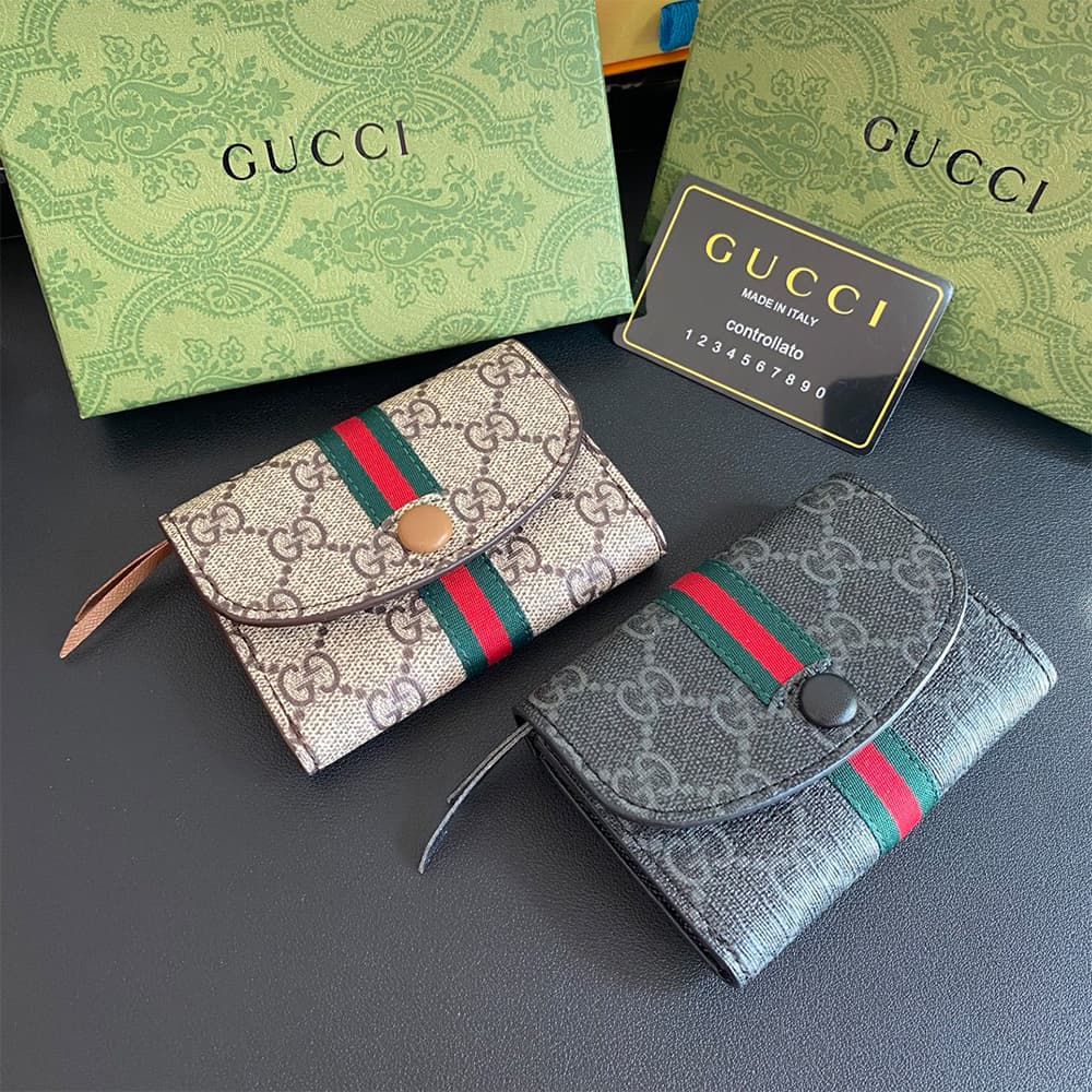GUCCI Luxury Card Holder - GG Supreme with Red/Green Web & Tassel