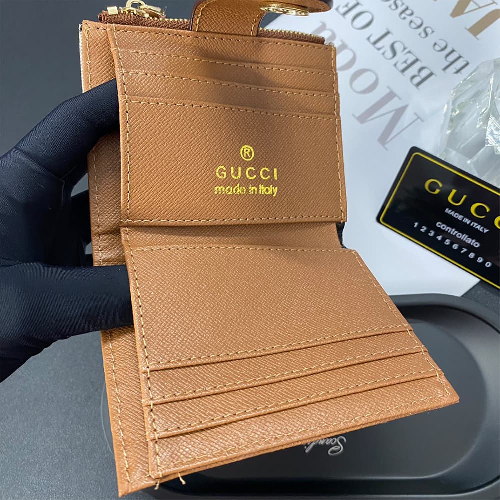 GUCCI GG Monogram Card Holder with Web Stripe & Golden-toned GG Clasp GUCCI GG Monogram Card Holder with Web Stripe & Golden-toned GG Clasp
