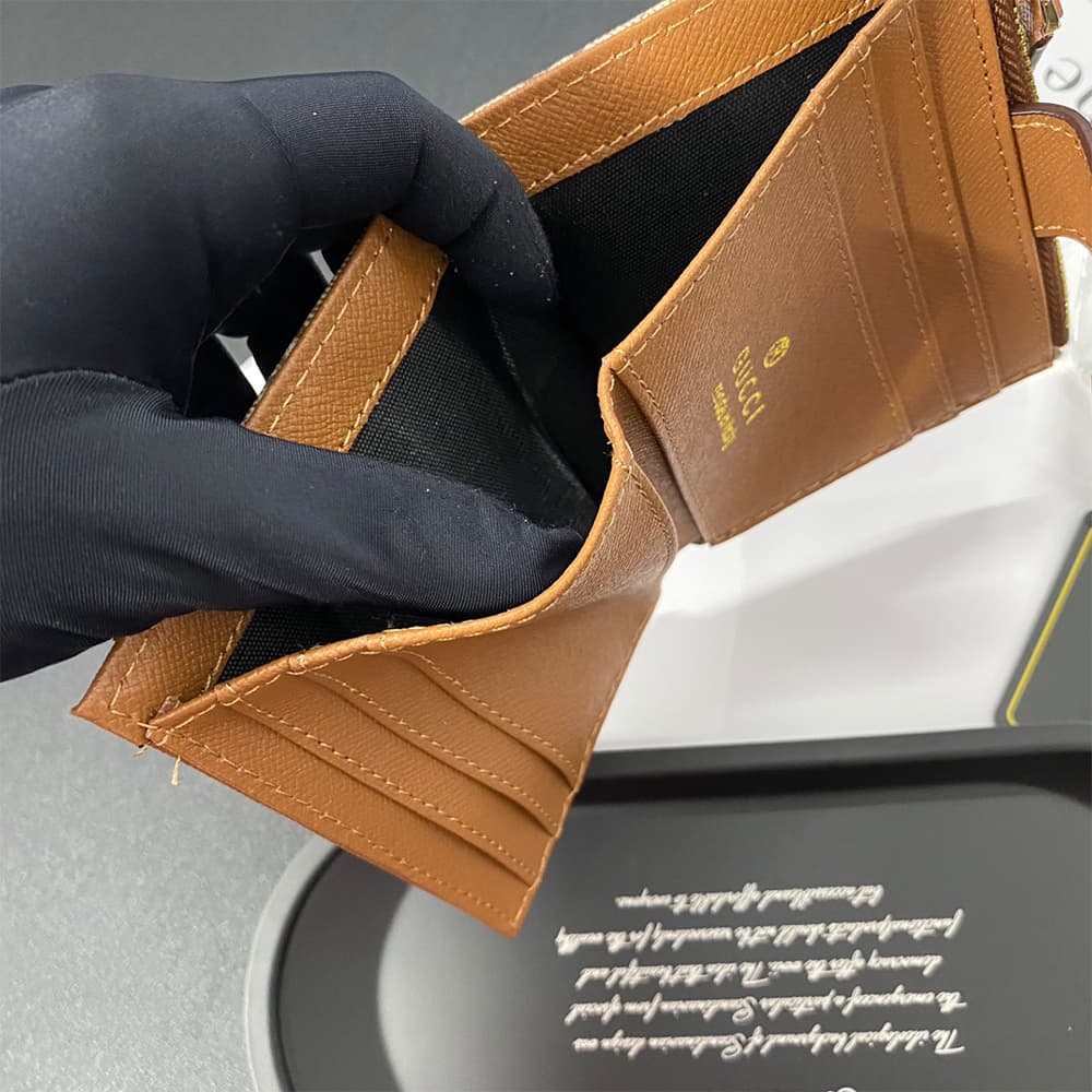 GUCCI GG Monogram Card Holder with Web Stripe & Golden-toned GG Clasp GUCCI GG Monogram Card Holder with Web Stripe & Golden-toned GG Clasp