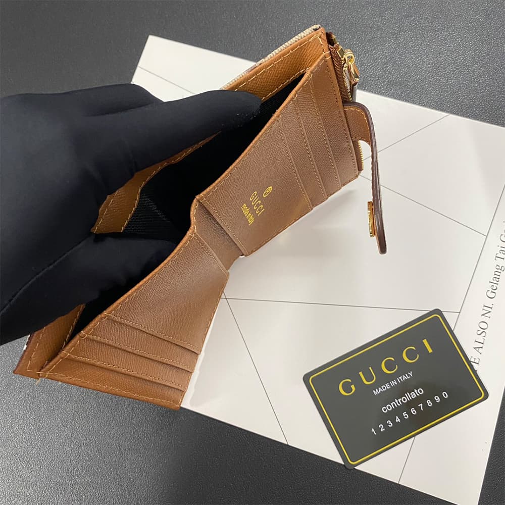 GUCCI GG Monogram Card Holder with Web Stripe & Coin Pocket GUCCI GG Monogram Card Holder with Web Stripe & Coin Pocket