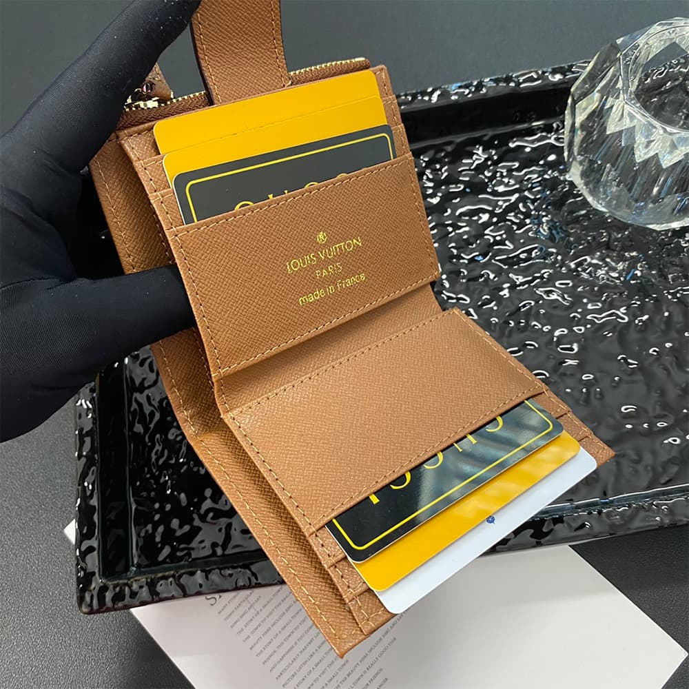 Louis Vuitton Monogram Card Holder with LV Gold-Tone Closure Louis Vuitton Monogram Card Holder with LV Gold-Tone Closure