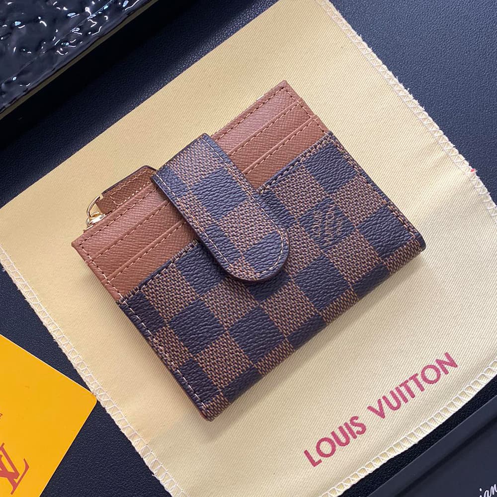 Louis Vuitton Monogram Card Holder with Zipper Pocket Louis Vuitton Monogram Card Holder with Zipper Pocket