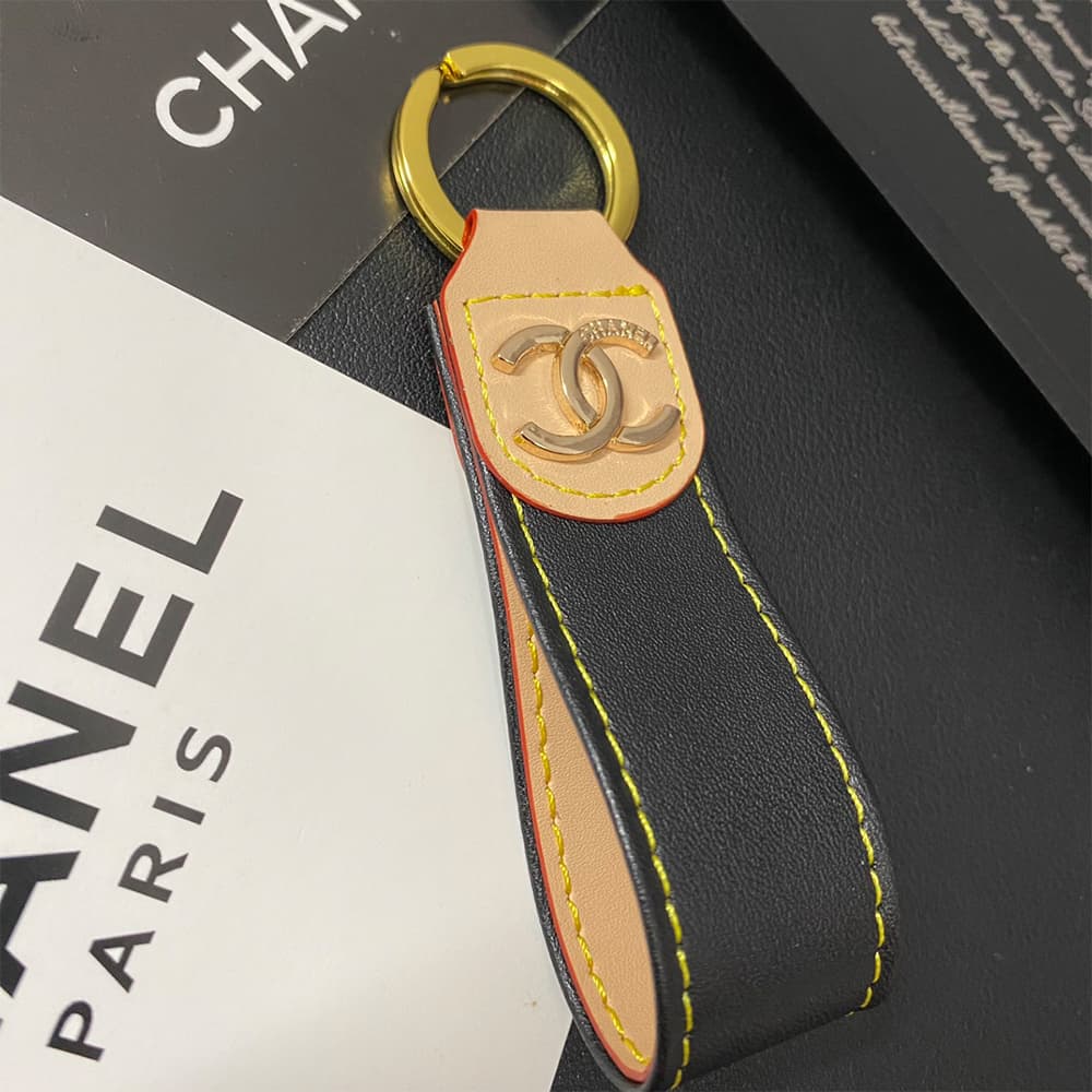 CHANEL CC Logo Keychain - Luxury Leather Key Ring with Gold Accents