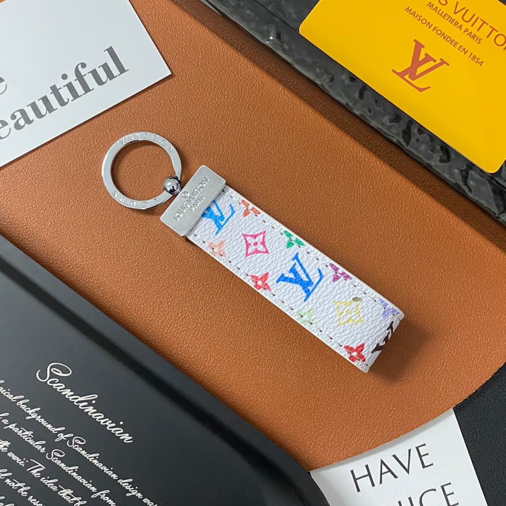 Louis Vuitton Silver-toned Ring Keychain - Monogram & Damier Patterns