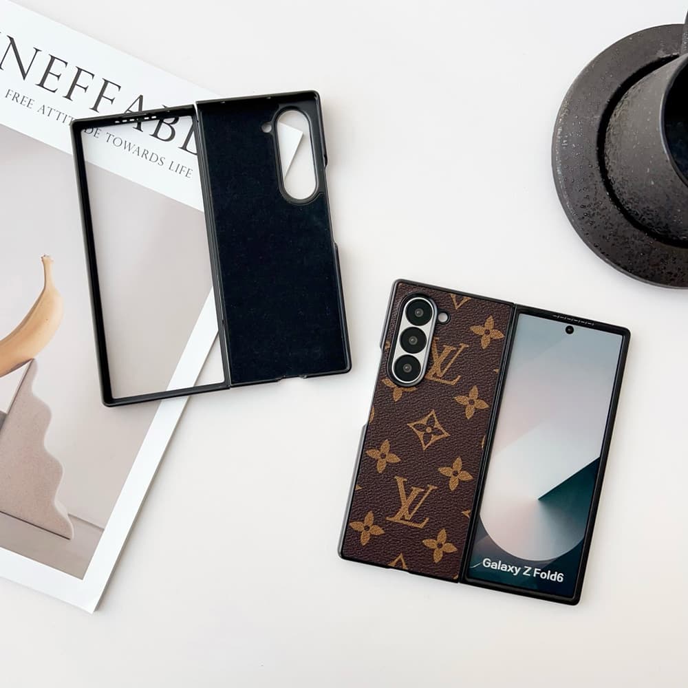 Luxury Designer Samsung Galaxy Case - LV Monogram & Gucci GG Foldable Phone Cover for Z Fold/Z Flip Luxury Designer Samsung Galaxy Case - LV Monogram & Gucci GG Foldable Phone Cover for Z Fold/Z Flip