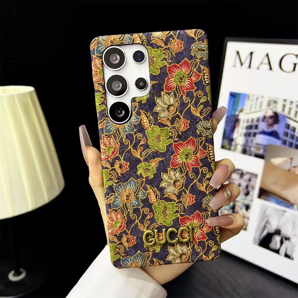 Gucci Luxury Samsung Case - Floral & Butterfly Design with Metal Logo for S Series Gucci Luxury Samsung Case - Floral & Butterfly Design with Metal Logo for S Series