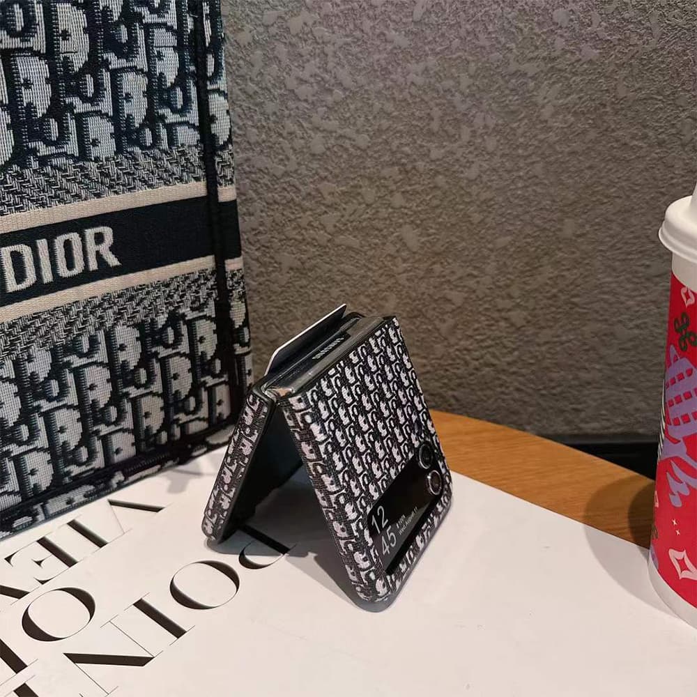 Dior Oblique Pattern with CHRISTIAN DIOR Branding Card Slot Galaxy Z Flip Case