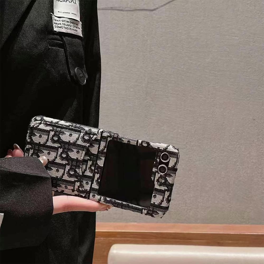 Dior Oblique Embroidery Pattern Card Slot Galaxy Z Flip Case Dior Oblique Embroidery Pattern Card Slot Galaxy Z Flip Case
