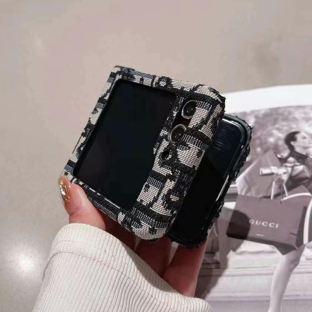 Dior Oblique Embroidery Pattern Card Slot Galaxy Z Flip Case Dior Oblique Embroidery Pattern Card Slot Galaxy Z Flip Case