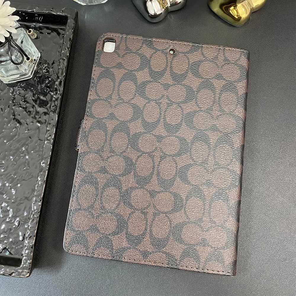 COACH Luxury iPad Case - Signature C Print with Card Slots & Stand (2018+ Models) COACH Luxury iPad Case - Signature C Print with Card Slots & Stand (2018+ Models)