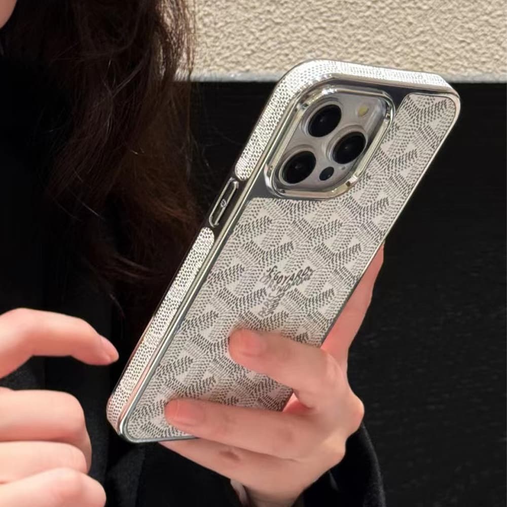 Goyard Luxury iPhone Case - Classic Chevron Design in 5 Colors (Pink/White/Black/Yellow/Green) Goyard Luxury iPhone Case - Classic Chevron Design in 5 Colors (Pink/White/Black/Yellow/Green)