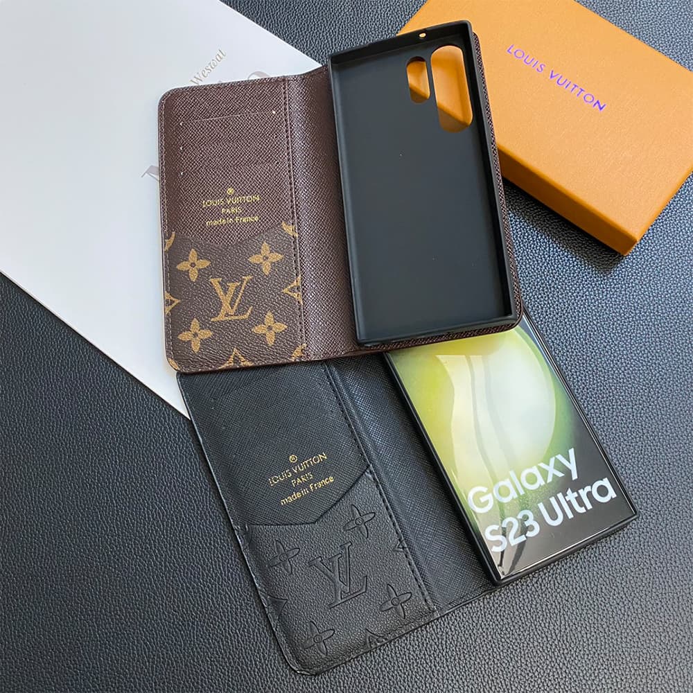 Louis Vuitton & Gucci Luxury Wallet Phone Case - Monogram & GG Designer Flip Cover (8 Styles)