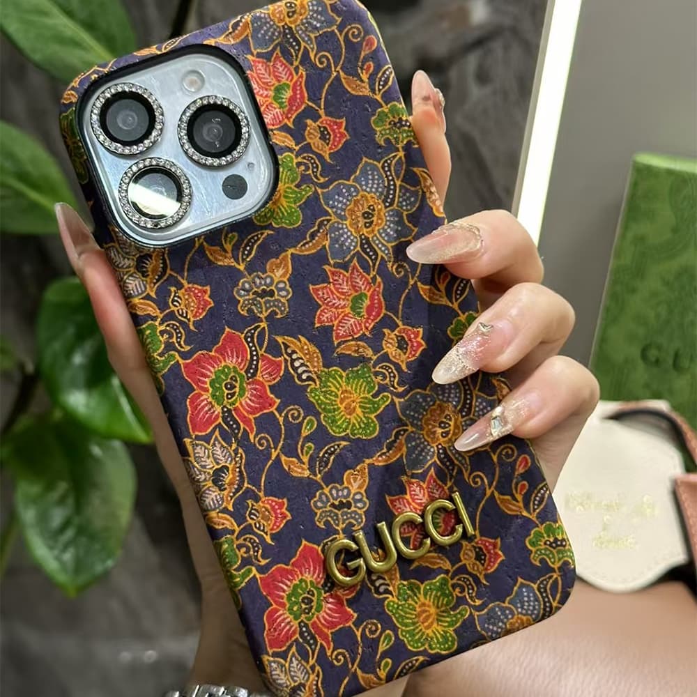 Gucci Luxury iPhone Case - Floral & Butterfly Designs with Metal Logo Gucci Luxury iPhone Case - Floral & Butterfly Designs with Metal Logo