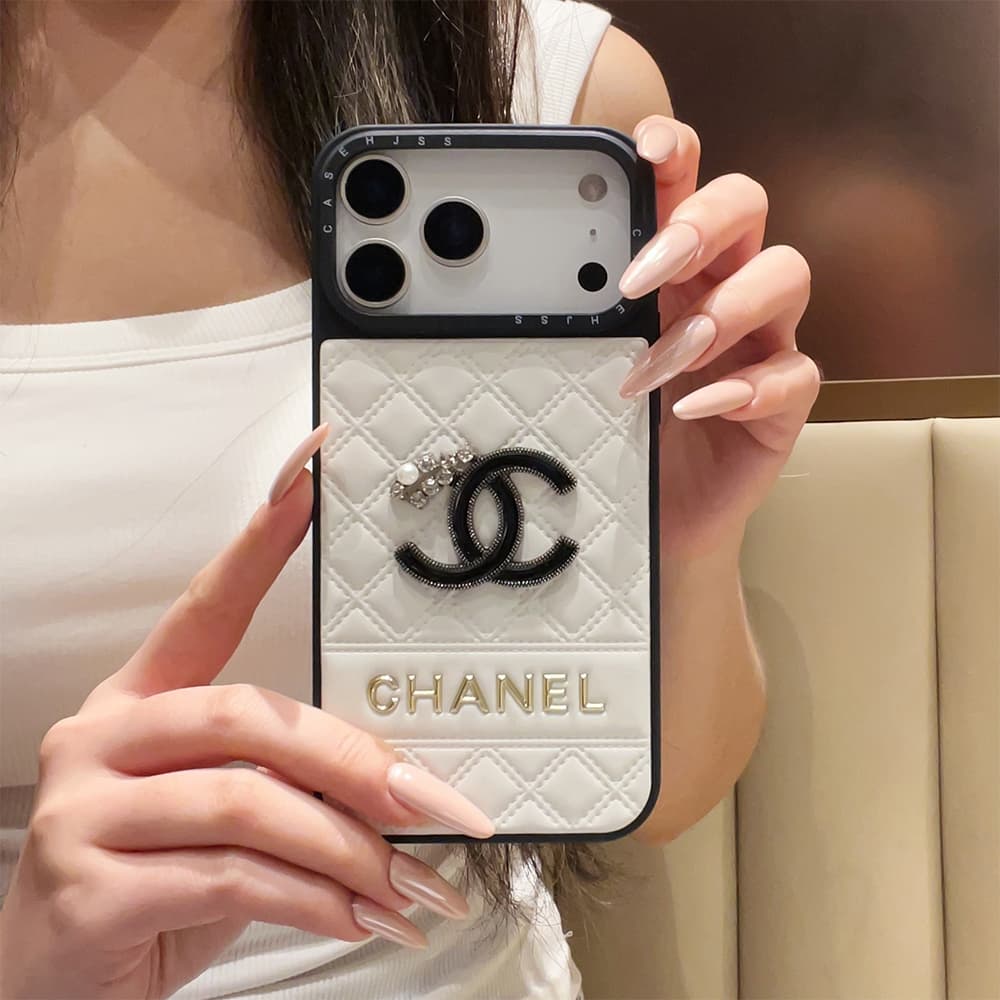 CHANEL CC Logo With Crystal Accents Designer iPhone Case - Diamond Quilted Leather