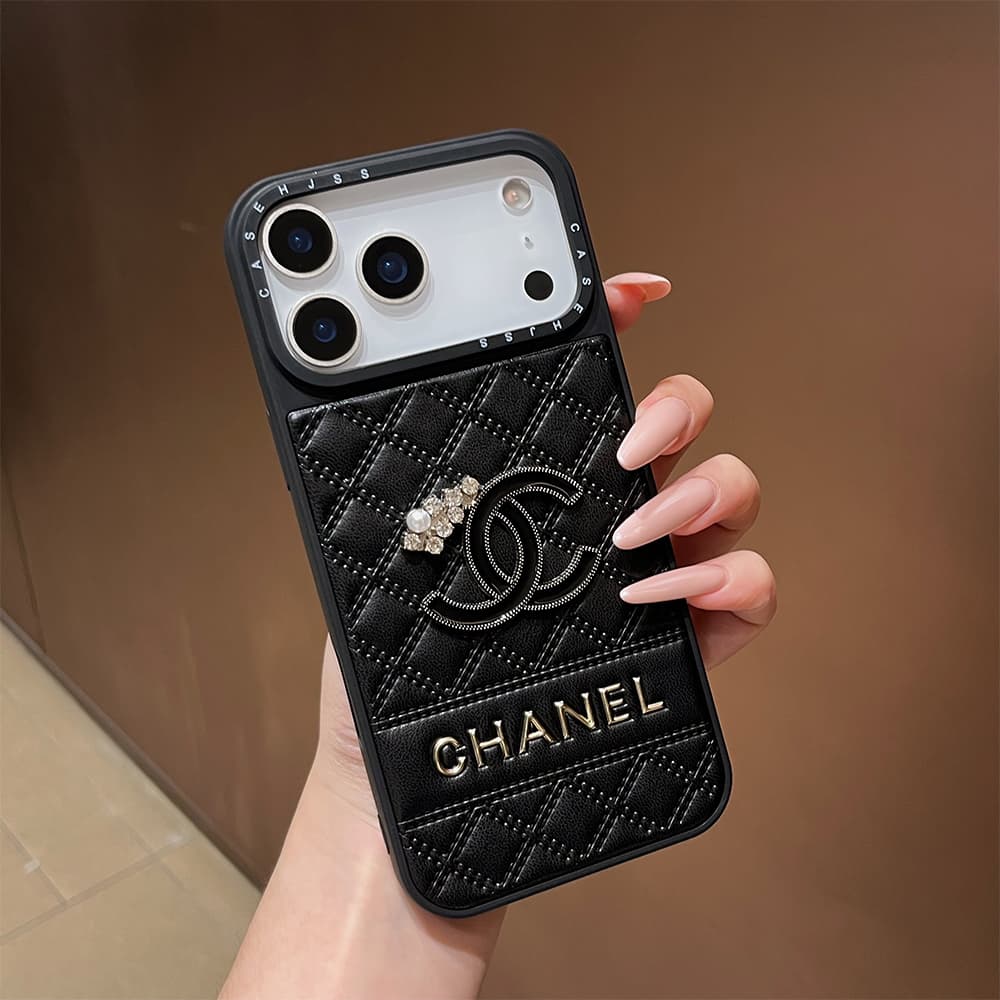 CHANEL CC Logo With Crystal Accents Designer iPhone Case - Diamond Quilted Leather