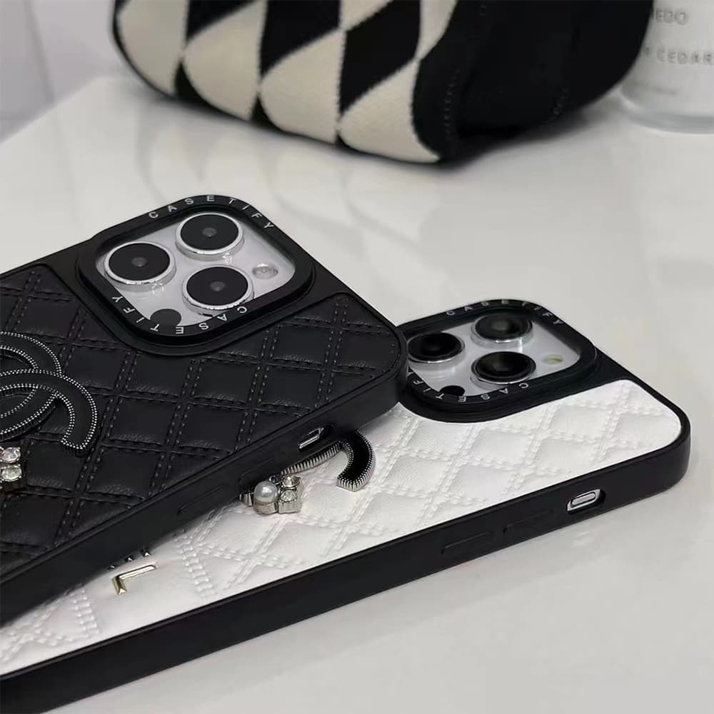 CHANEL CC Logo With Crystal Accents Designer iPhone Case - Diamond Quilted Leather