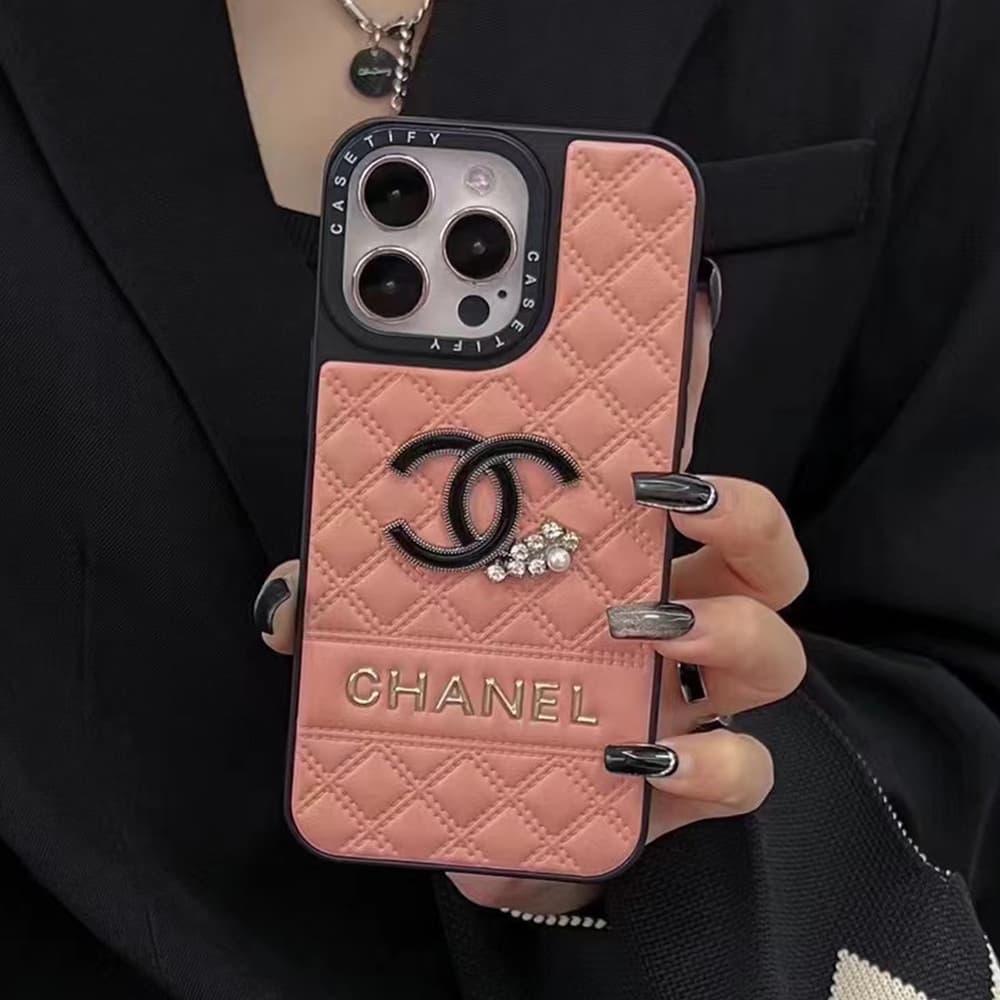 CHANEL CC Logo With Crystal Accents Designer iPhone Case - Diamond Quilted Leather