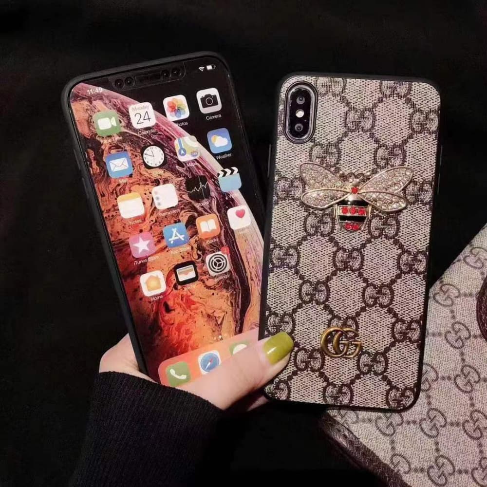 Gucci GG Supreme with Bee Emblem iPhone Case (5 Colors) for iPhone