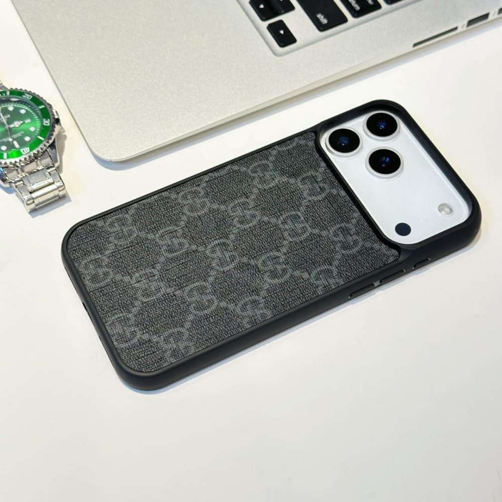 Gucci MagSafe iPhone Case - GG Supreme Pattern
