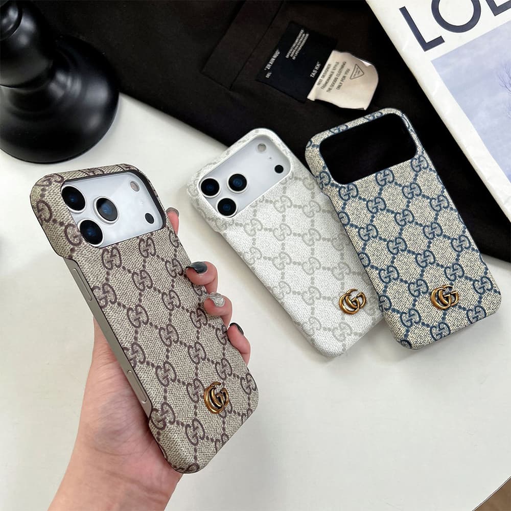 Gucci Semi-Cover Design GG Supreme with Metal Logo iPhone Case