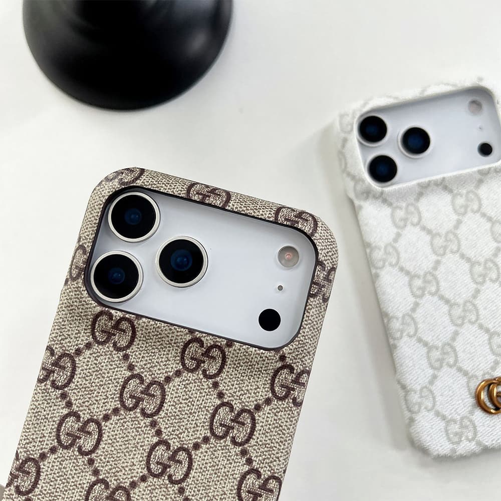 Gucci Semi-Cover Design GG Supreme with Metal Logo iPhone Case