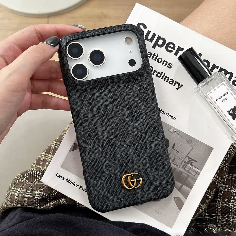 Gucci Semi-Cover Design GG Supreme with Metal Logo iPhone Case