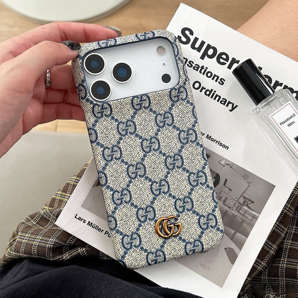 Gucci Semi-Cover Design GG Supreme with Metal Logo iPhone Case