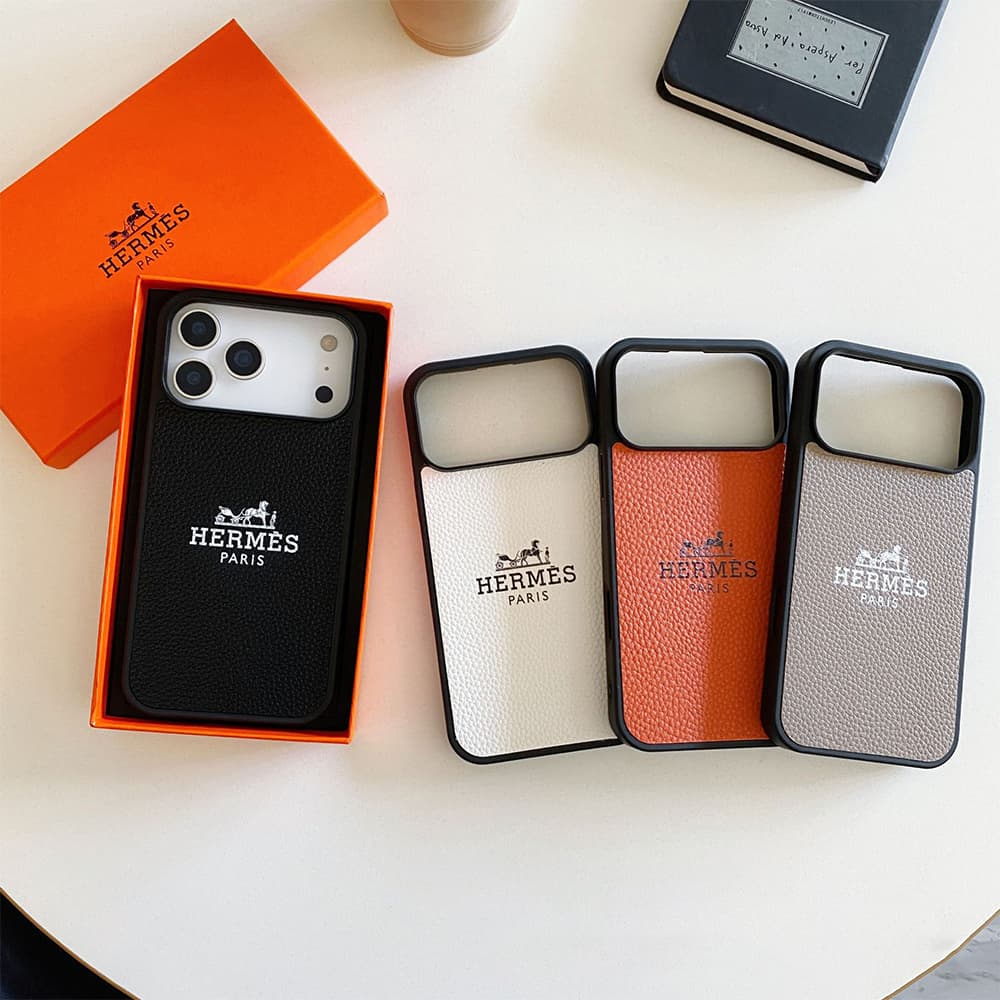 Hermès Carriage Design & HERMÈS PARIS Branding Fully protected iPhone Case