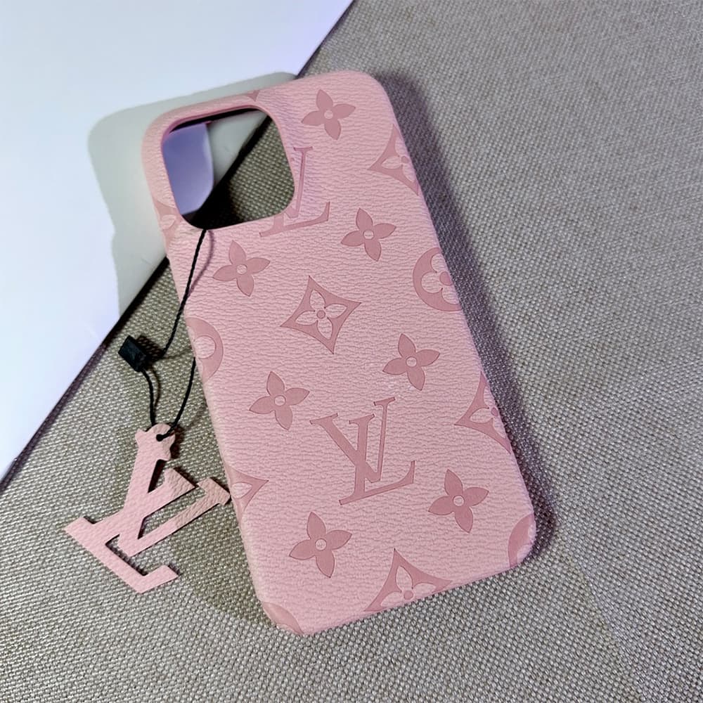 Louis Vuitton Embossing Monogram Premium Leather iPhone 17 Case