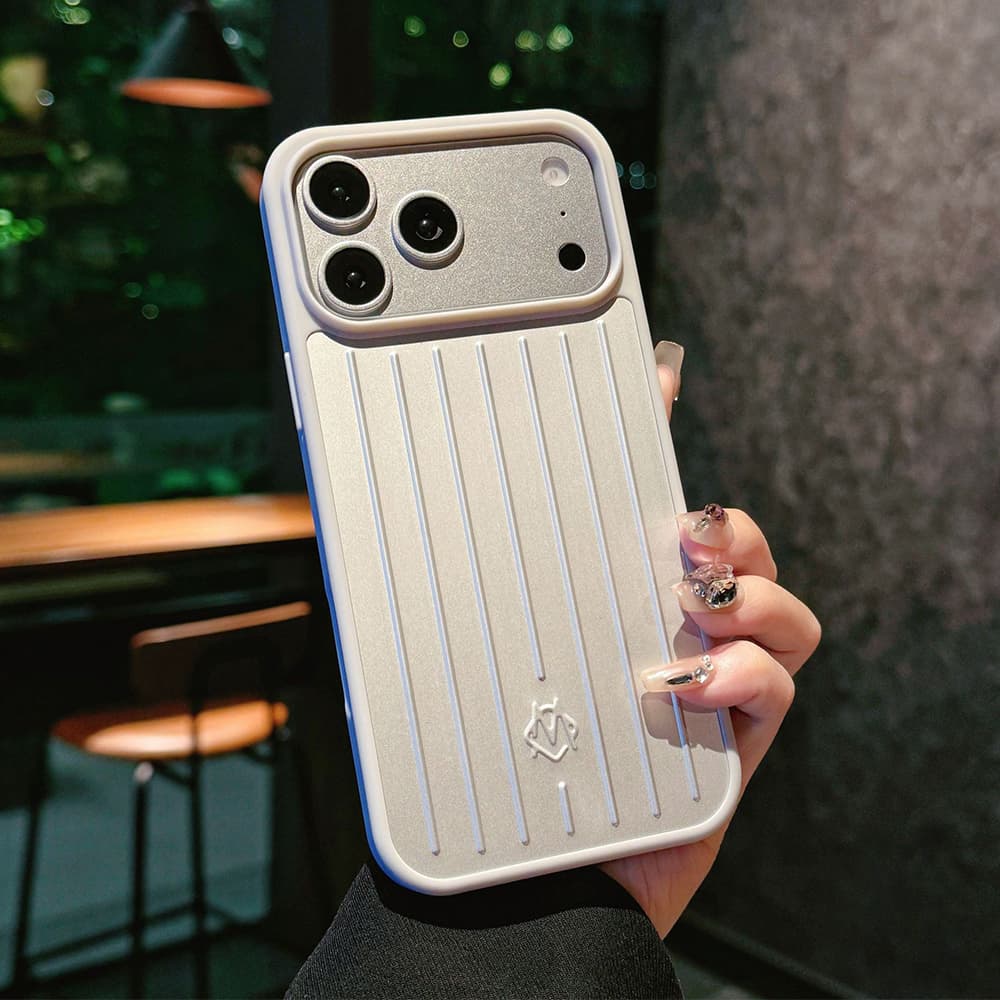 Rimowa Grooved Aluminum-Magnesium Alloy iPhone Case - Silver