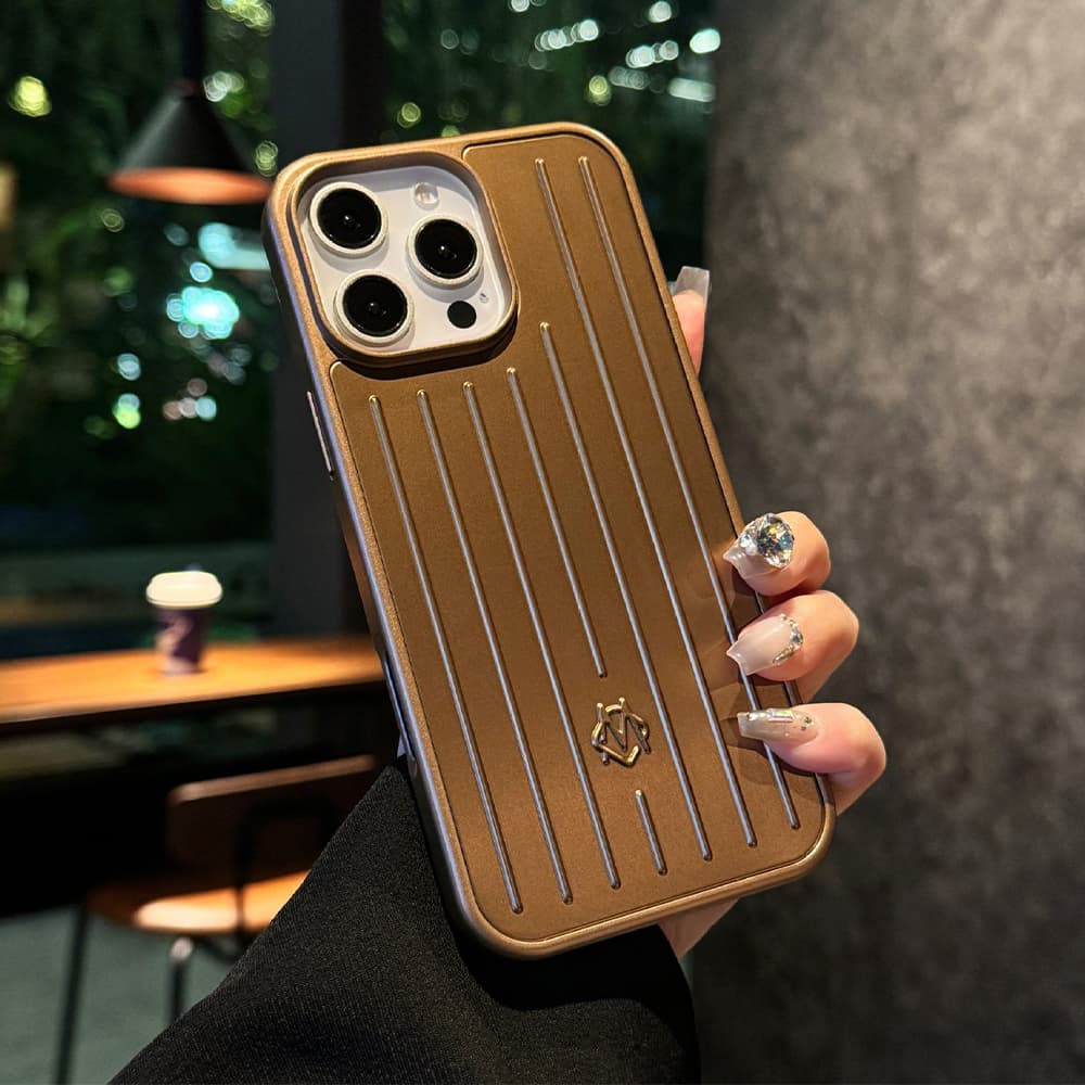 Rimowa Grooved Aluminum-Magnesium Alloy iPhone Case - Gold