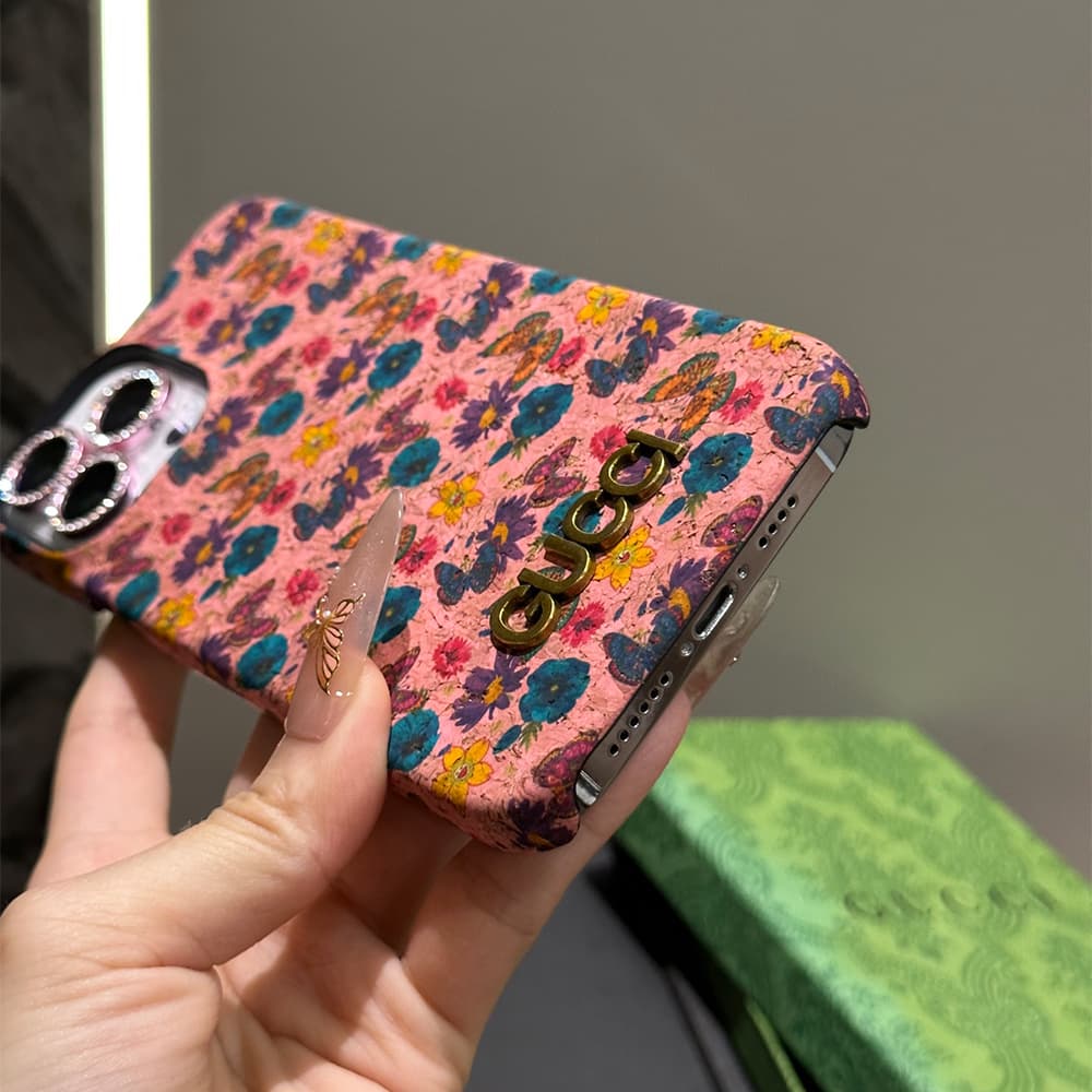 Gucci Floral Cork 4-Sided Cutout Metal Logo iPhone Case
