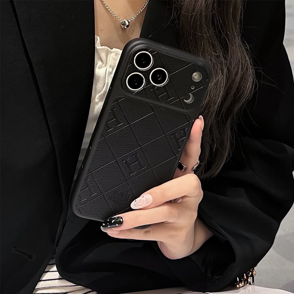 Hermès Large Window Camera H Quilted iPhone Case