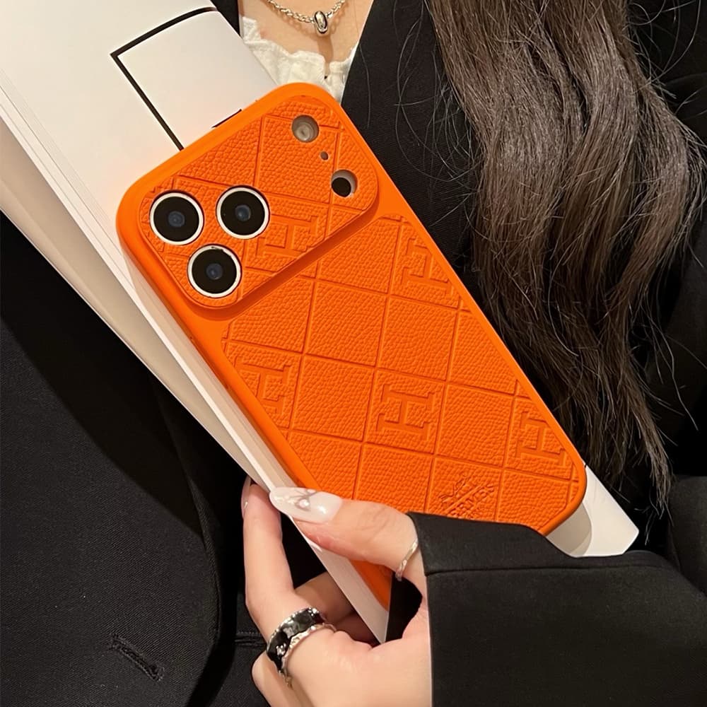 Hermès Large Window Camera H Quilted iPhone Case