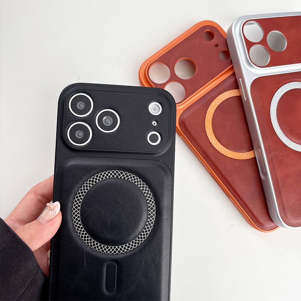 Large Window Camera Pro Look – MagSafe Retro Leather iPhone Case