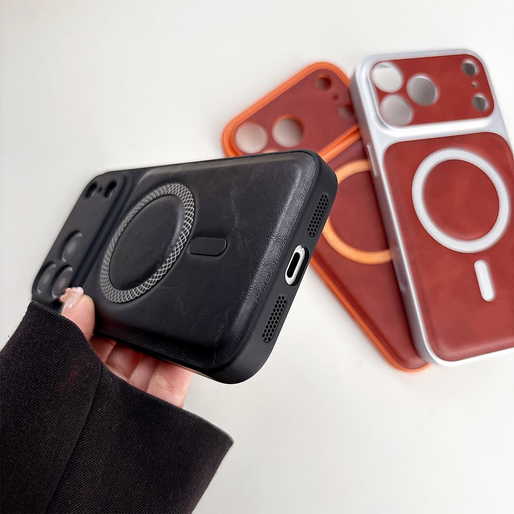 Large Window Camera Pro Look – MagSafe Retro Leather iPhone Case