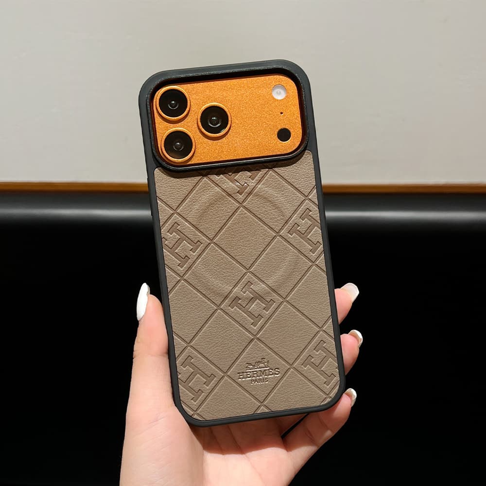 Hermès MagSafe H Quilted Embossed Leather iPhone Case