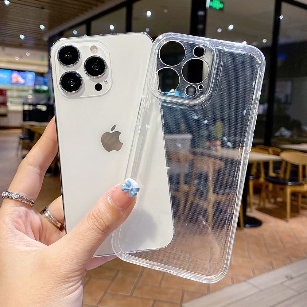 Transparent Anti-Yellowing Case for iPhone 17 with Raised Camera Guard – Slim & Protective