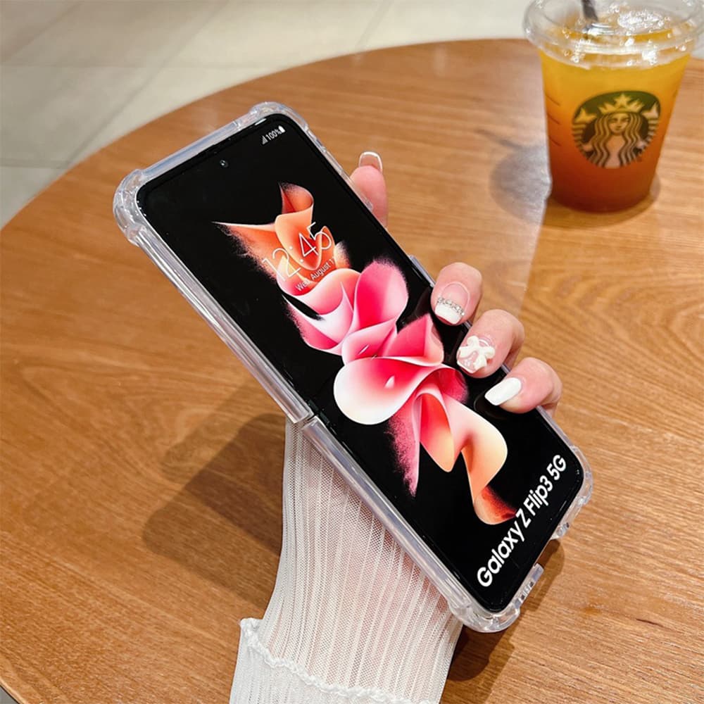 Crystal Clear Protective Case for Samsung Galaxy Z Flip – Transparent with Corner Protection