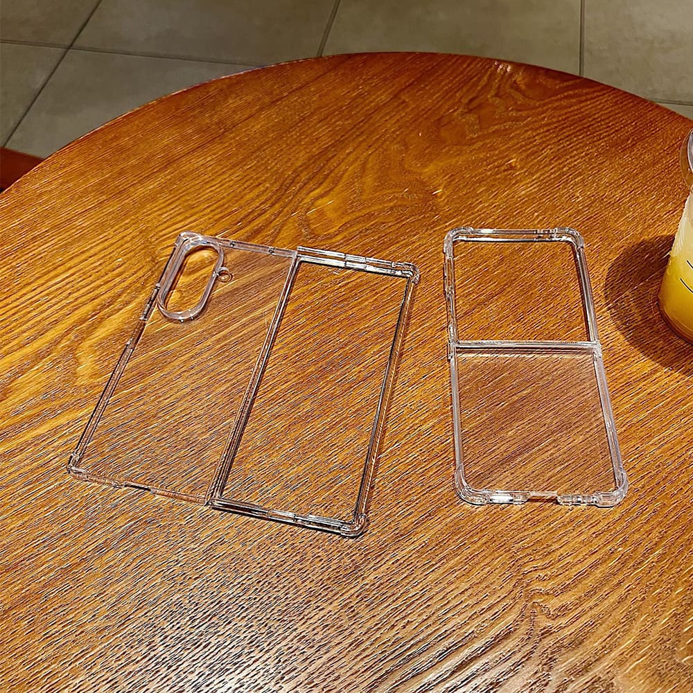 Crystal Clear Protective Case for Samsung Galaxy Z Fold – Full Transparency with Reinforced Corner Protection
